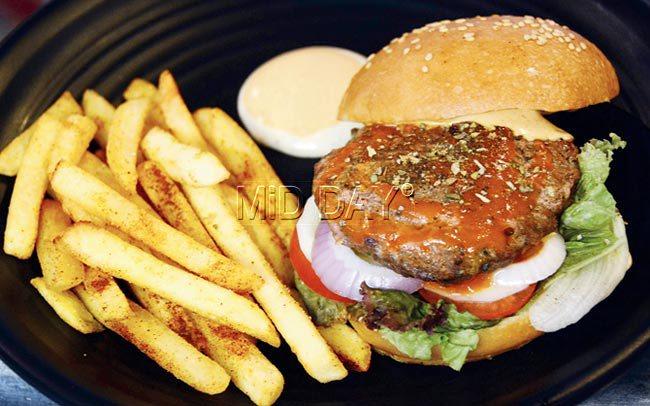 Clasica Mutton Burger