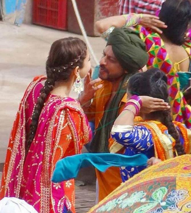 Shah Rukh Khan and Anushka Sharma