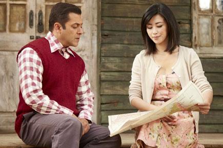 Salman Khan turns Hindi teacher for Zhu Zhu