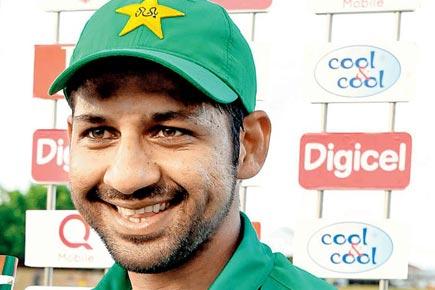 Indians take on trolls targetting Pak skipper Sarfraz Ahmed for his English