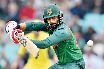 Champions Trophy: Tamim Iqbal scores 95 as Australia restrict Bangladesh to 182