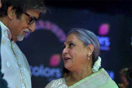 Abhishek Bachchan shares wonderful photo of 'Ma and Pa' on wedding anniversary