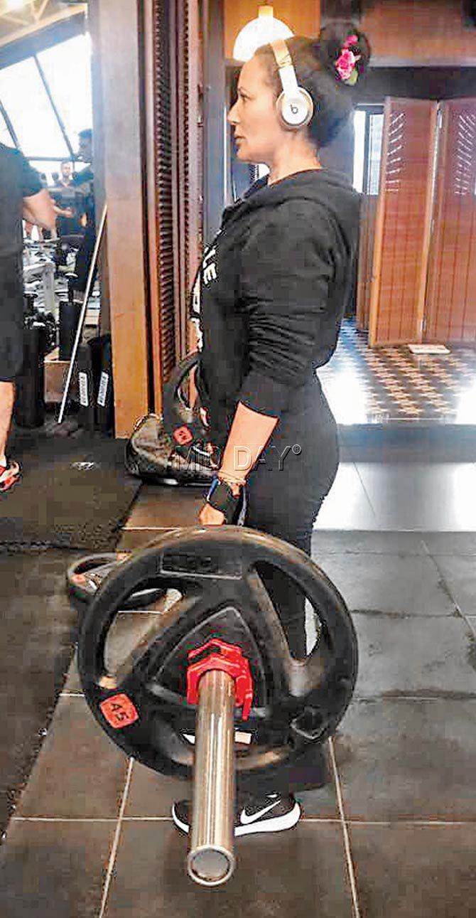 Ayesha Shroff deadlifts at a Bandra gym