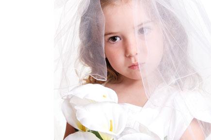 New York outlaws child marriage under 17
