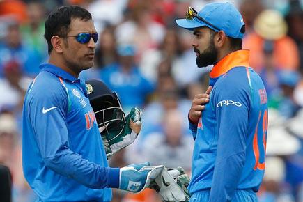 With Kohli-Kumble controversy, fans want Dhoni back as captain