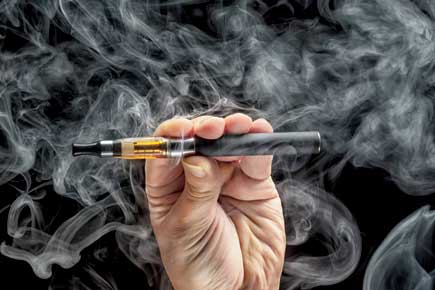 Study: E-cigarettes may help smokers quit