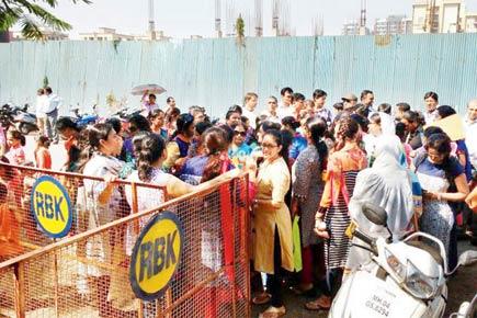 Mumbai: Ratnagiri college students take fee hike protest to Mantralaya