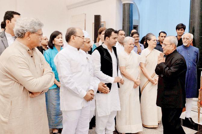 The political culture is so poisonous that not a single Cabinet minister attended the Iftaar party hosted by President Pranab Mukherjee at Rashtrapati Bhawan in New Delhi on Friday. Pic/PTI