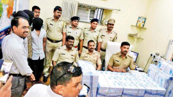Police have recovered 295 stolen mobile phones from the three accused.