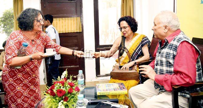 Meena Menon with Bachi Karkaria and Kumar Ketkar at the launch of her book at Mumbai  Press Club yesterday. Pic/Pradeep Dhivar