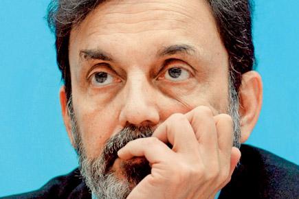 CBI raid on Prannoy Roy's house a witch-hunt, political attack: NDTV