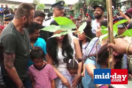 Watch video: Sanjay Dutt, Maanayata Dutt and kids plant trees