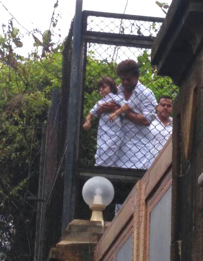 Shah Rukh Khan and son AbRam greeted fans outside Mannat on the occasion of Eid