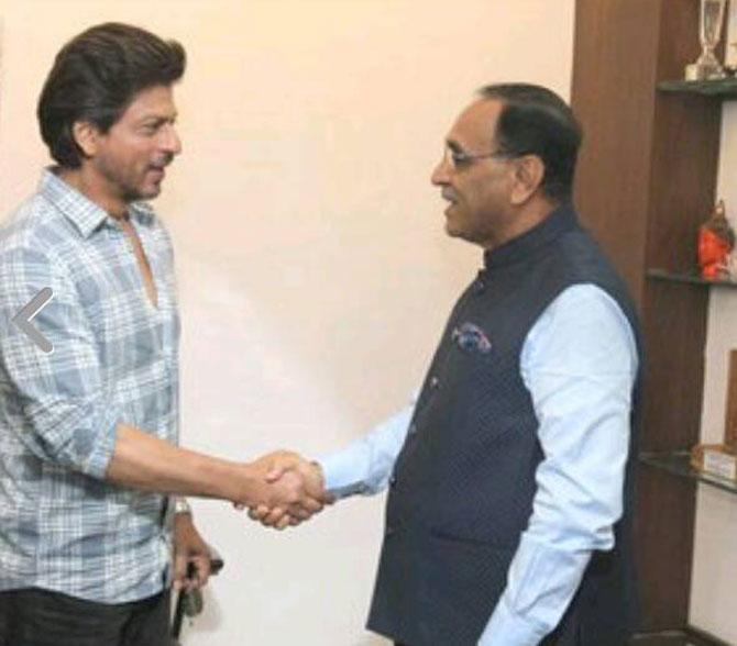 Photos: Shah Rukh Khan meets Gujarat CM Vijay Rupani in Gandhinagar