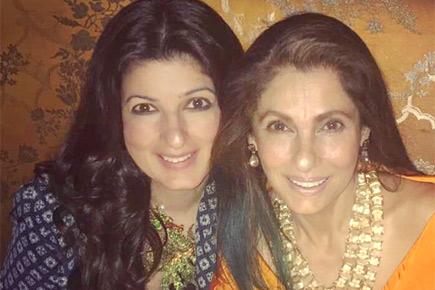 Twinkle Khanna and mom Dimple Kapadia look like doppelgangers in new photo