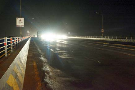 It's lights out for 10 km Vashi to Kharghar stretch of Sion-Panvel high