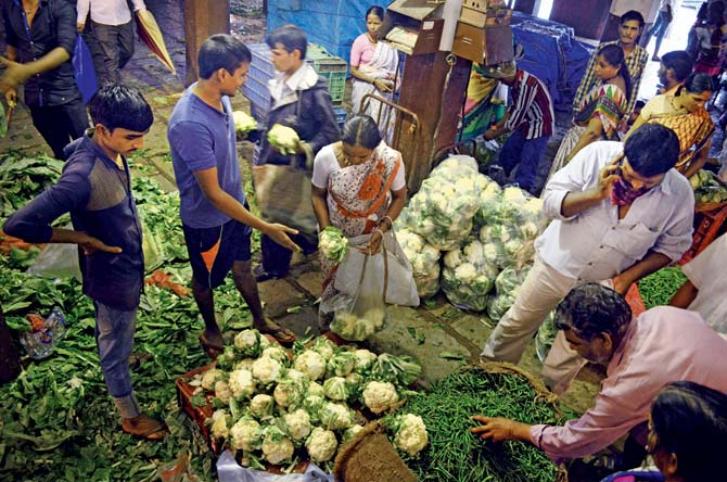 Vegetable prices in Vashi