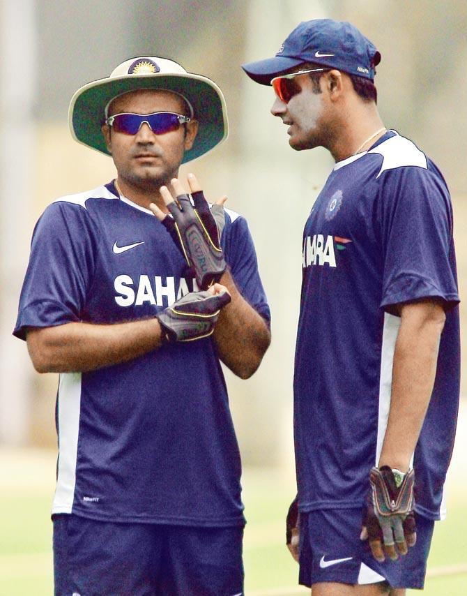 Virender Sehwag and Anil Kumble during a training session at the Chinnaswamy Stadium in Bangalore on September 29, 2008 ahead of the India-Australia series in Bangalore. Pic/AFP