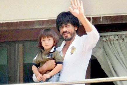 On this Women's Day, Shah Rukh Khan has a brilliant message for you!