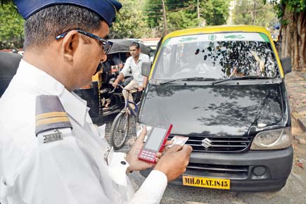 E-challan a flop at the box-office? Mumbai traffic cops say so