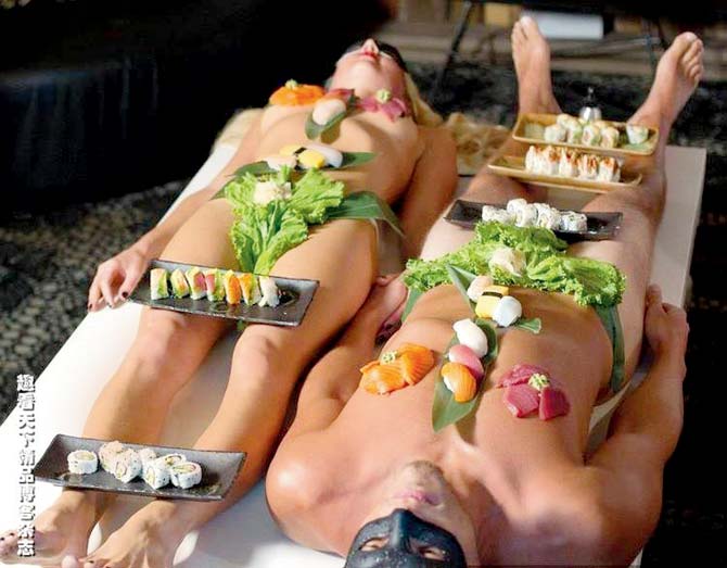 This Spanish restaurant allows to eat food off naked bodies of waitresses