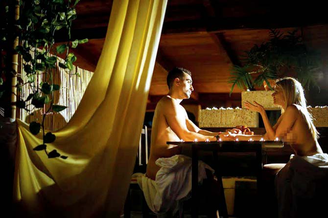 This Spanish restaurant allows to eat food off naked bodies of waitresses