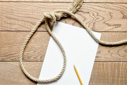 Thane: 11-year-old hangs himself; parents clueless
