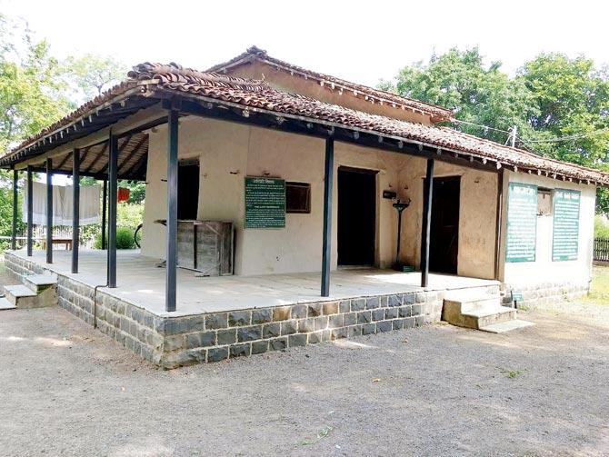 The iconic Bapu Kuti where Mahatma Gandhi stayed in Sevagram. Pic/Wikicommons