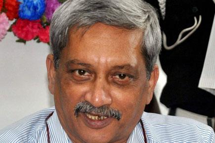 Facebook, WhatsApp will be misused ahead of by-poll, cautions Manohar Parrikar