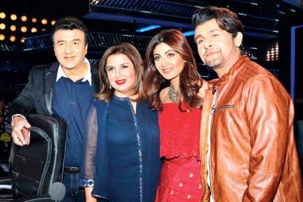 Spotted: Shilpa Shetty on the sets of 'Indian Idol 9'