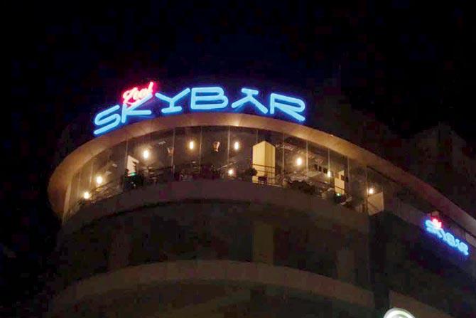 SkyBar, the restaurant where the youths had dinner right before being trapped in the elevator