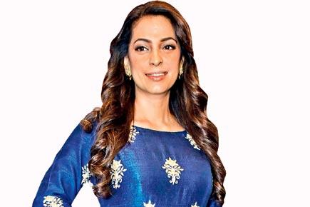 Juhi Chawla looks gorgeous in this royal blue dress!