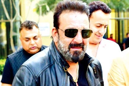 Sanjay Dutt suffers rib fracture while shooting for 'Bhoomi' in Chambal