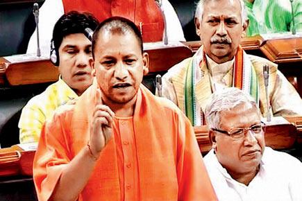 Uttar Pradesh bans chewing paan, paan masala in offices