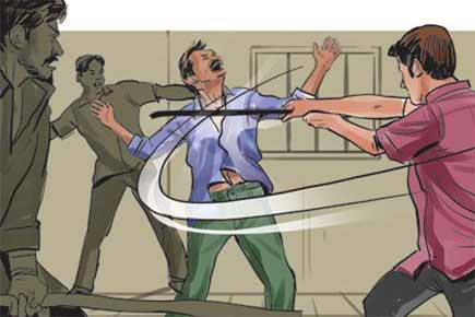Mumbai: Wife's kin kidnaps, thrashes man to force him to divorce her