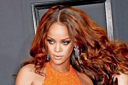 Rihanna's friends are no fans of Chris Brown