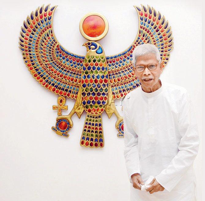 Vishwanath R Kantak at the ongoing exhibition. Pic/Bipin Kokate
