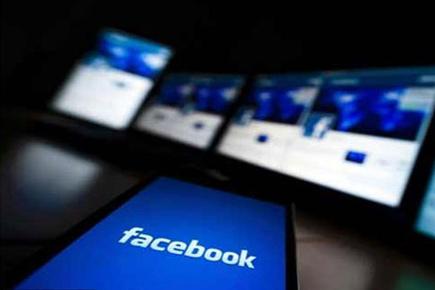 Facebook rolls out tools to stop 'revenge porn'