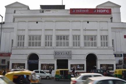 Rishi Kapoor nostalgic as Regal Theatre shuts down