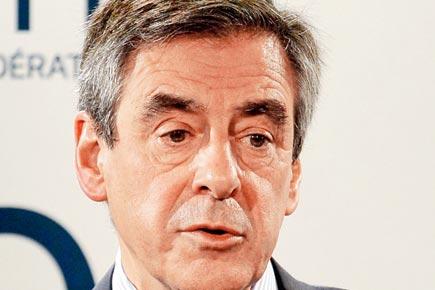 Fillon not backing out of French prez race