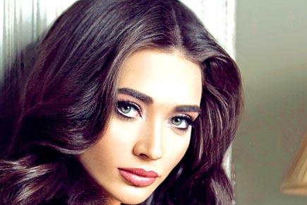 Amy Jackson to gain weight for a 'fuller' look in her next film