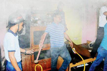 Mumbai: 7 injured in twin cylinder blasts in Nallasopara