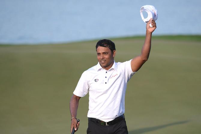 Indian golfer SSP Chawrasia gestures towards the crowd after he won the Hero Indian Open golf tournament. Pics/AFP