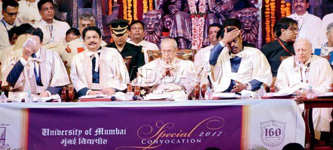 (Second from left) Maharashtra Governor Ch Vidyasagar Rao, President Pranab Mukherjee, (extreme right) Dr MS Swaminathan. Pic/Sayyed Sameer Abedi