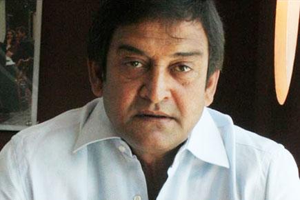 Why is Mahesh upset with the Indian Education System? 