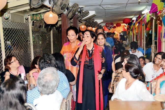 Samovar proprietor Usha Khanna waves loyal patrons goodbye on its last day at Jehangir Art Gallery