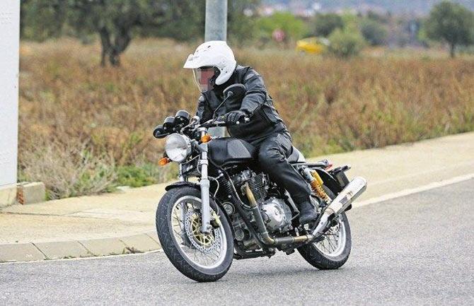 Parallel-Twin Royal Enfield Continental GT Spied Testing In India