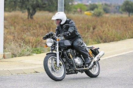 Parallel-Twin Royal Enfield Continental GT Spied Testing In India
