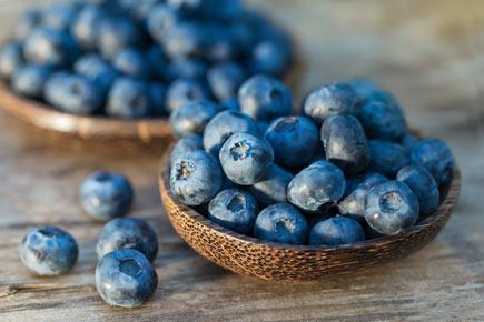 Blueberry vinegar may help fight dementia, says study