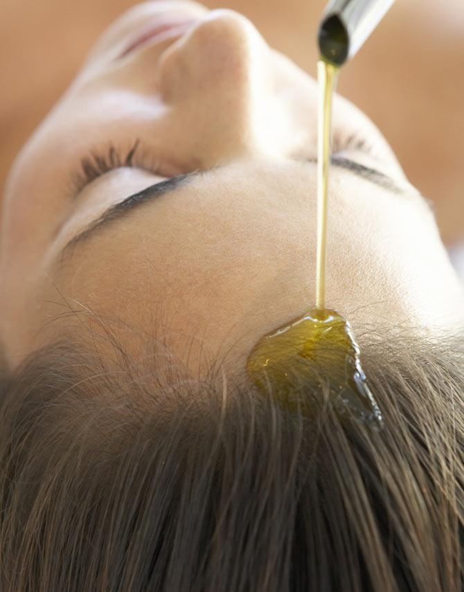 Health: 10 amazing benefits of castor oil for skin and hair